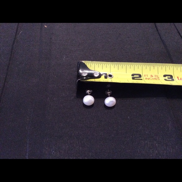 New Genuine Freshwater Pearl EARRINGS Cream White - Picture 6 of 7